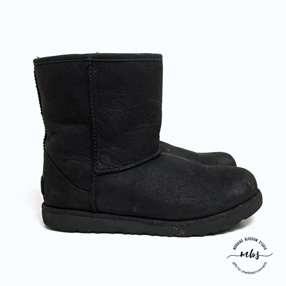 UGG‎ Kids Classic II Weather Short Boots